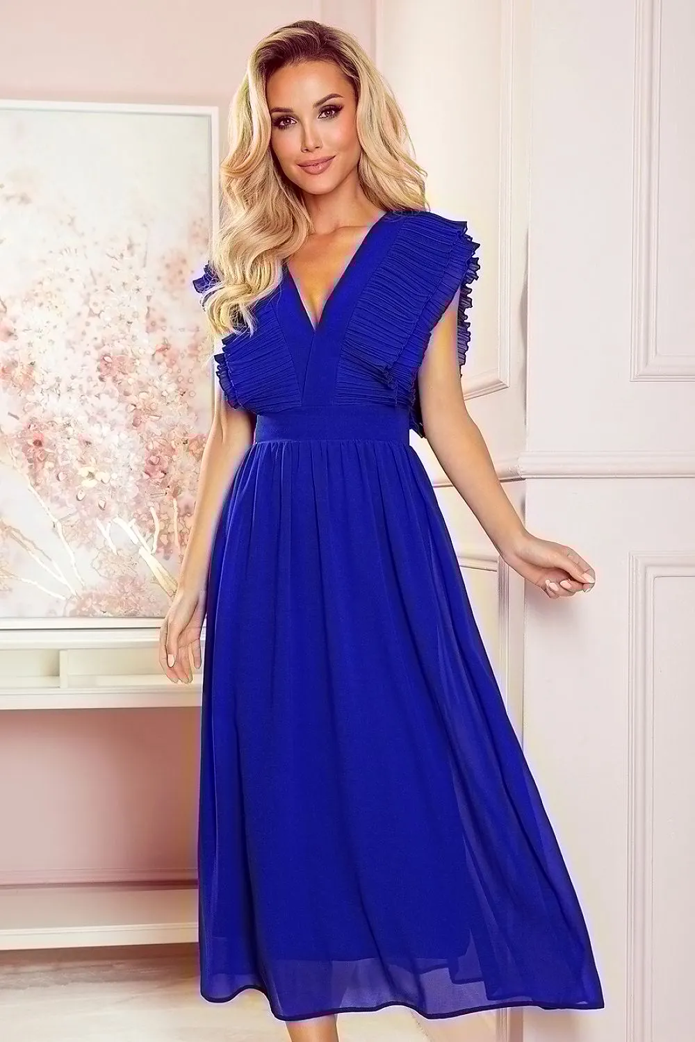 Elegant Cornflower Blue Chiffon Midi Dress with Sweetheart Neckline